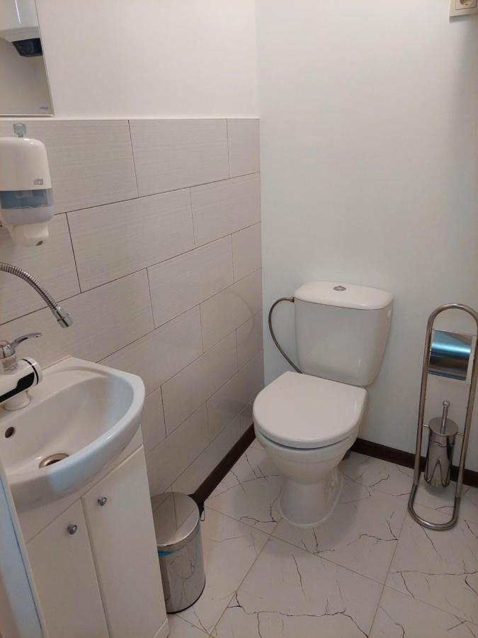Lapiu Ola Apartment Utena Ngoại thất bức ảnh