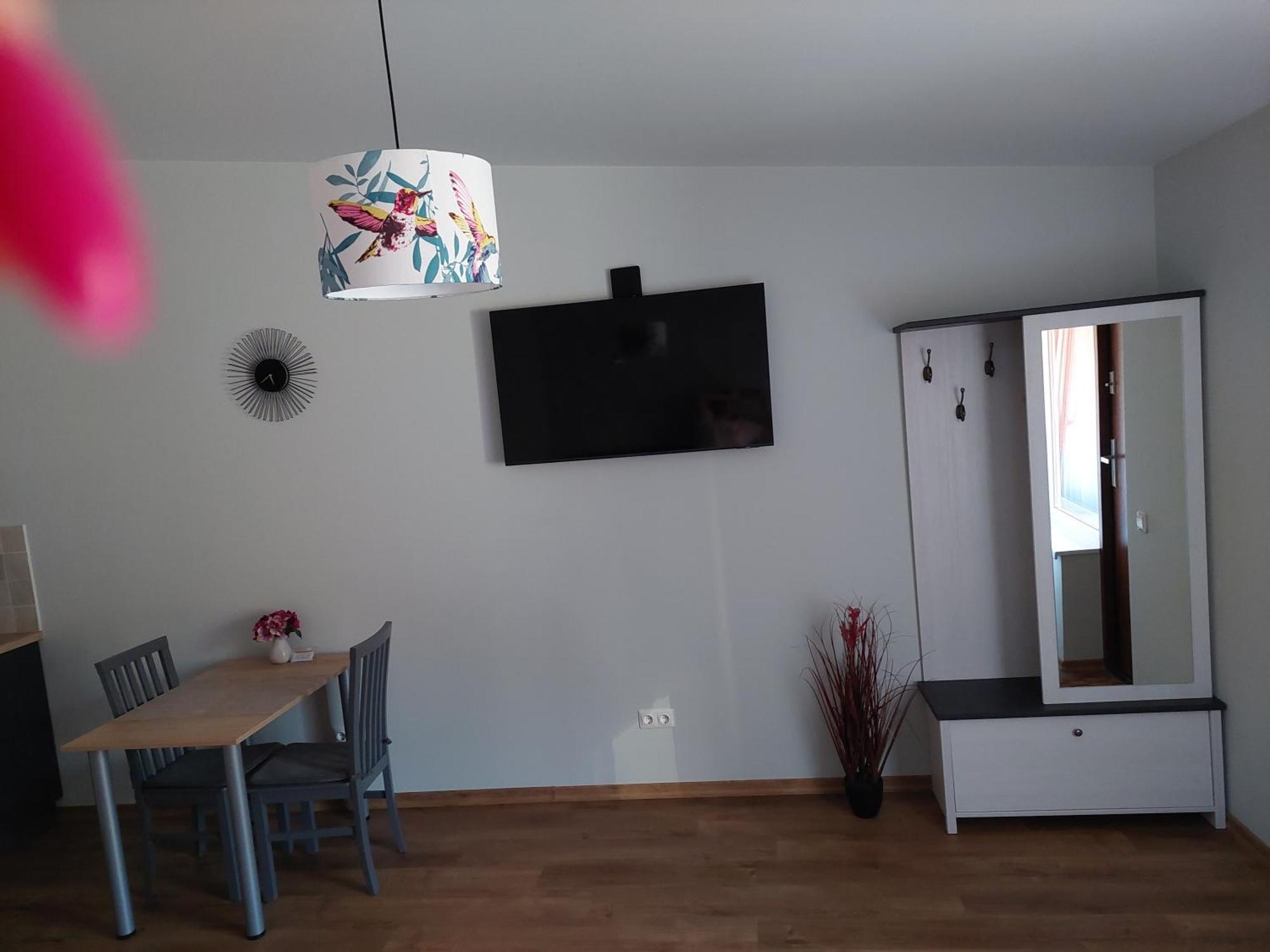 Lapiu Ola Apartment Utena Ngoại thất bức ảnh
