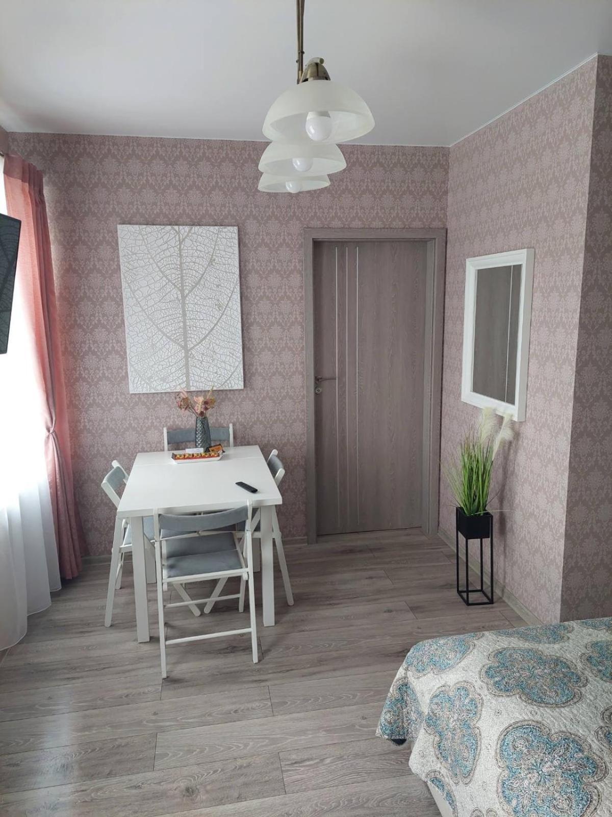 Lapiu Ola Apartment Utena Ngoại thất bức ảnh
