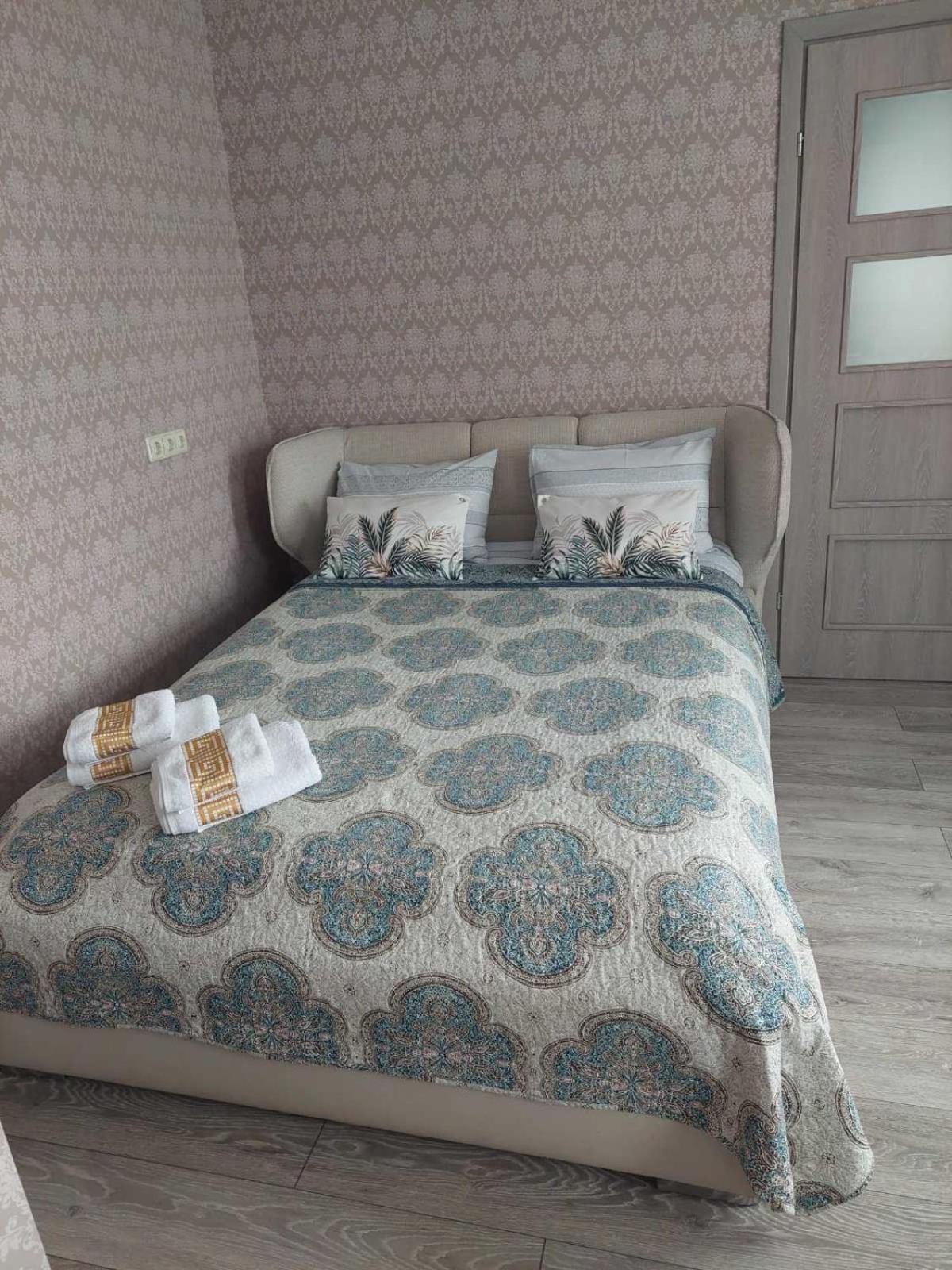 Lapiu Ola Apartment Utena Ngoại thất bức ảnh